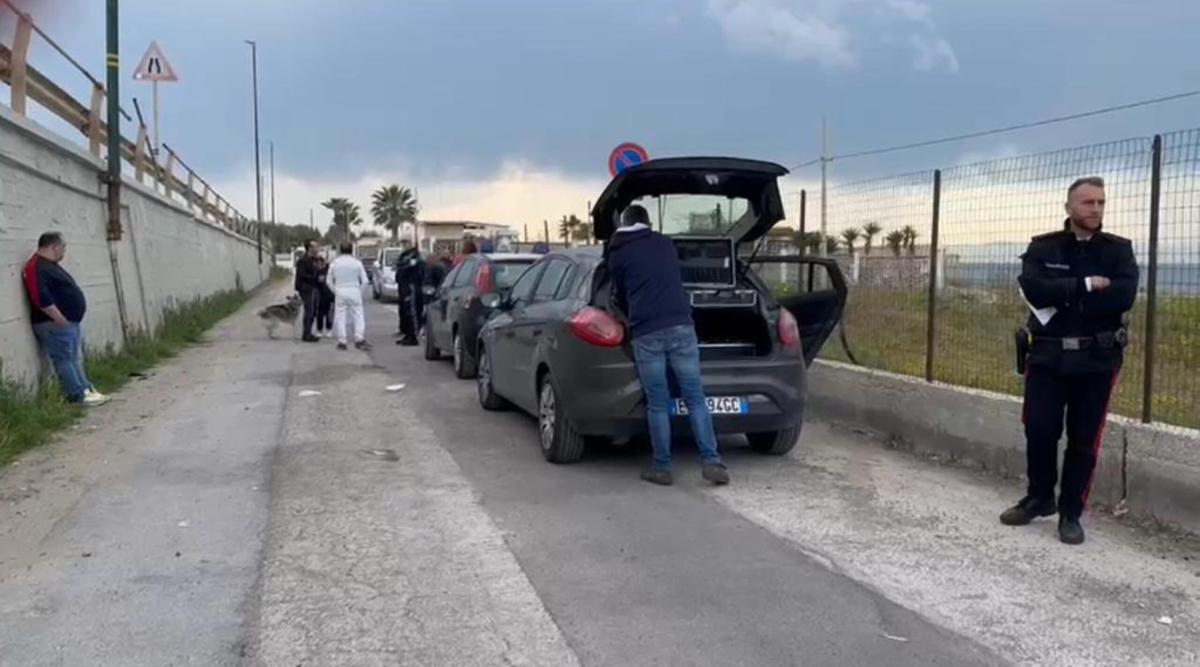 Fiumicino, trovato cadavere di una donna in spiaggia: è giallo