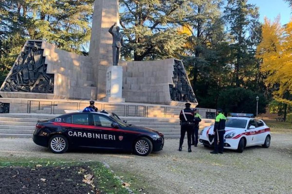 Trento, controlli antidroga: 150 fermi e 20 persone denunciate