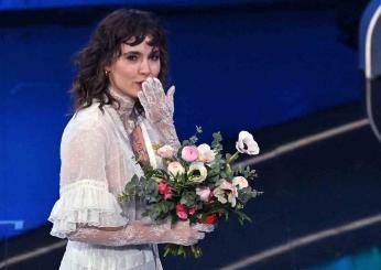 Madame a Sanremo 2024? Tutta una bufala! Arriva il video della cantante in vacanza sui pattini