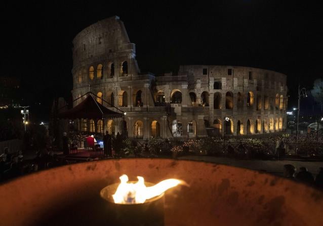 Via Crucis Colosseo 2023