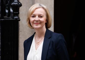 Elizabeth Truss si dimette dopo 45 giorni: “Non posso farlo”