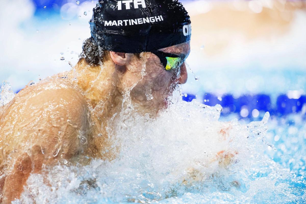 Nuoto, Mondiali di Fukuoka: argento nei 100 rana a Martinenghi