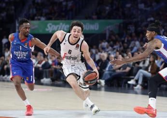 Basket Serie A, la Virtus Bologna vince contro Reggiana e vola in testa