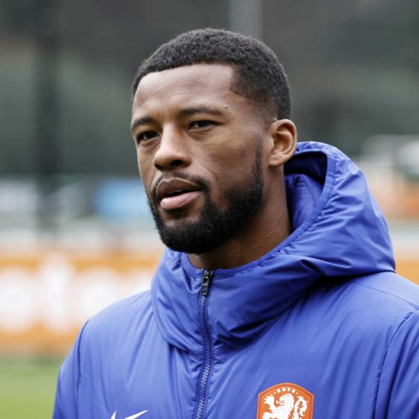 Wijnaldum torna in Nazionale dopo un anno: “Dopo l’infortunio ho pianto due volte. Sulla Roma…”