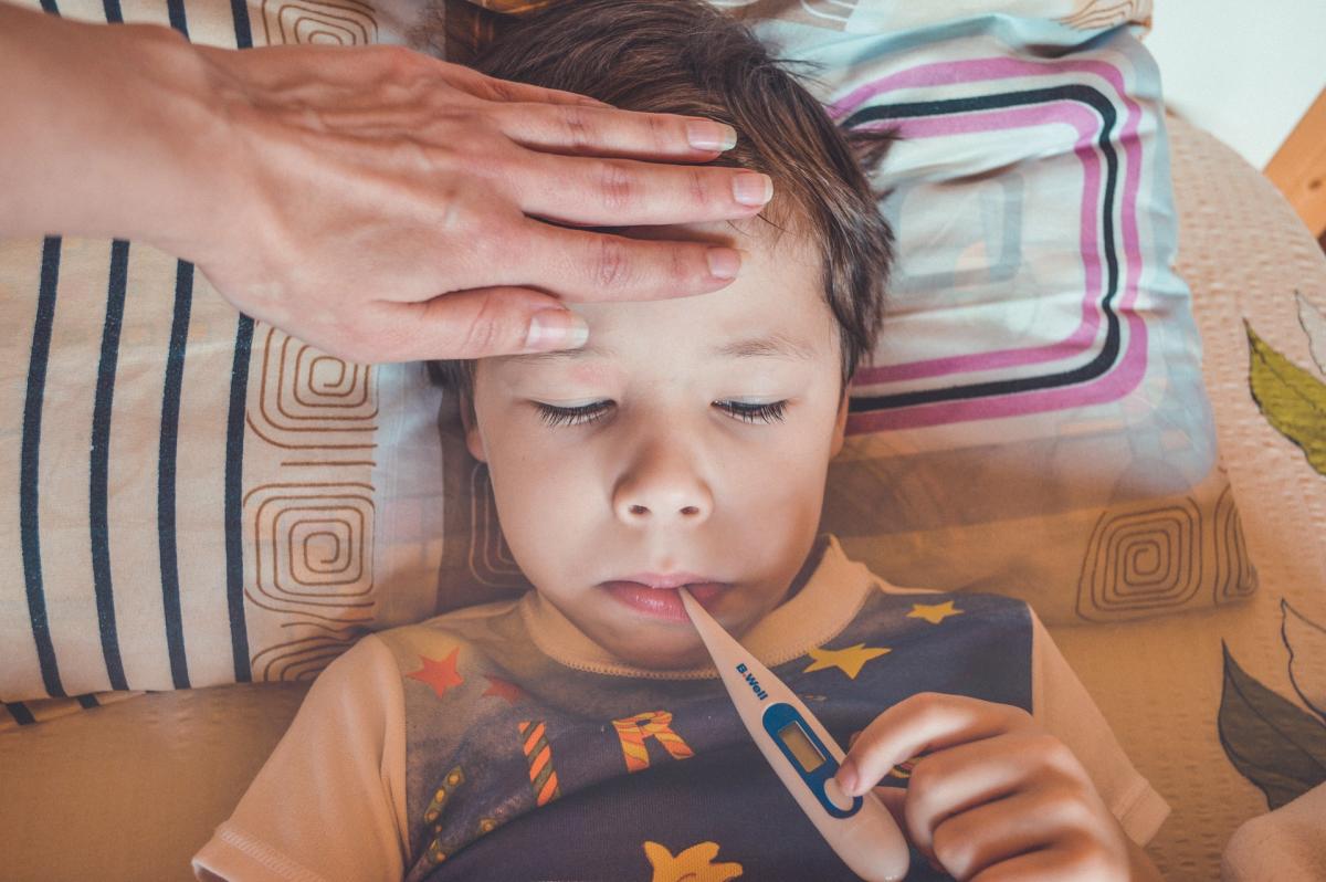 Streptococco è allarme per boom di casi: quali sono i sintomi e com…