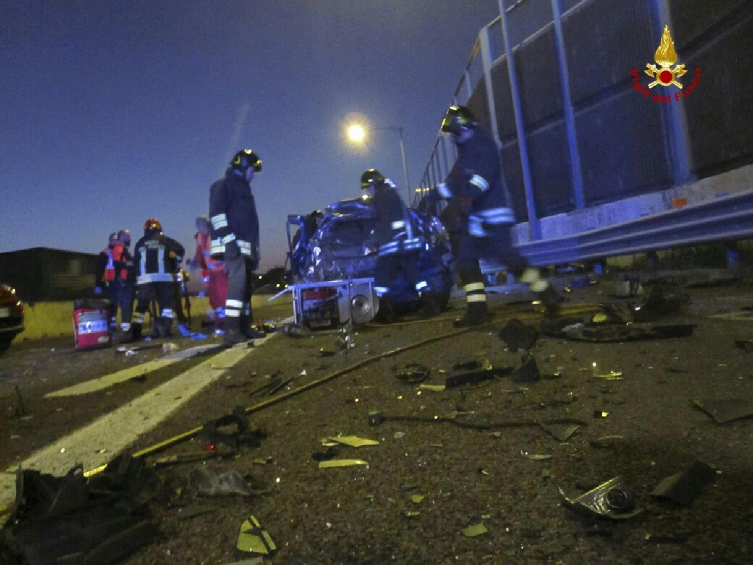 Incidente a Battipaglia, scontro tra tre veicoli a un incrocio: tre feriti in ospedale