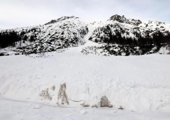 Sondrio, una valanga a Valfurva travolge ed uccide un escursionista