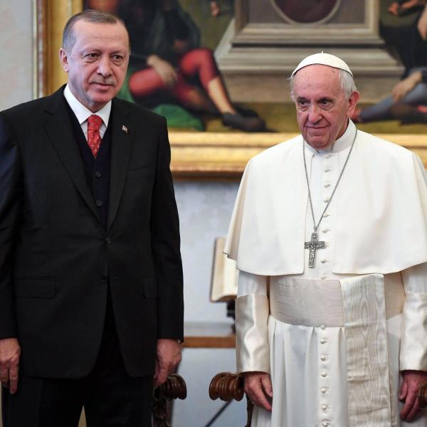 Guerra Medio Oriente, Erdogan chiama Papa Francesco e chiede il suo intervento per cessate il fuoco