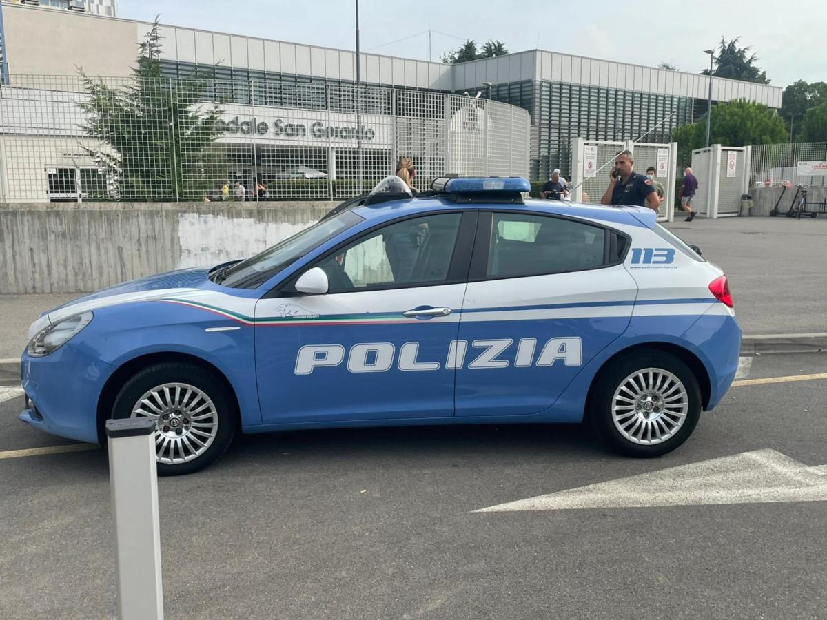 Giornata di violenza a Milano, aggressione fuori da un centro comme…