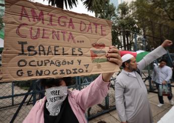 Guerra Israele-Palestina, Pechino dà il suo sostegno ai palestinesi: “Gli stati islamici parlino con una sola voce”. Israele uccide un capo di Hamas