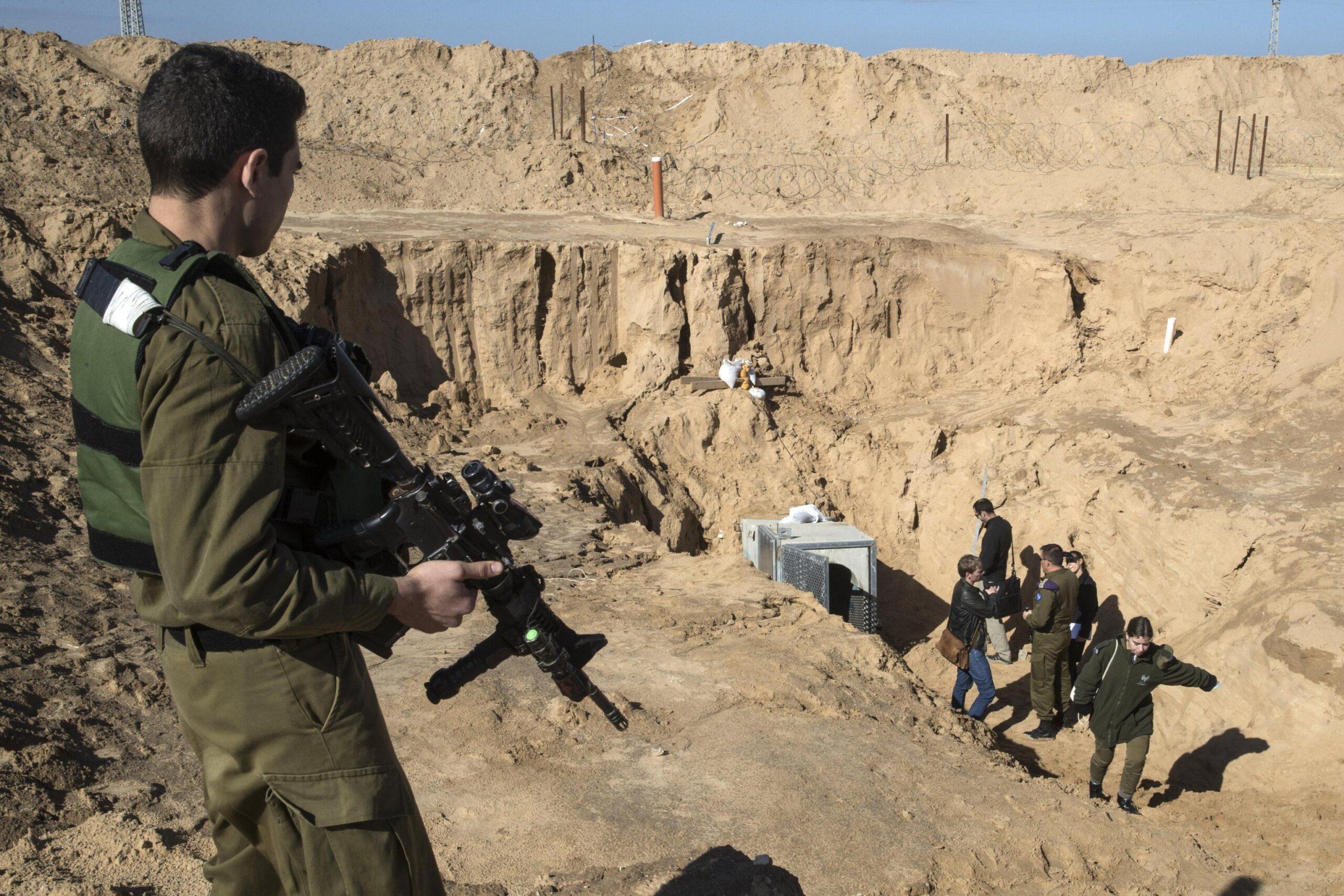 Sponge Bombs: cosa sono e come funzionano queste bombe usate da Israele nei tunnel di Gaza