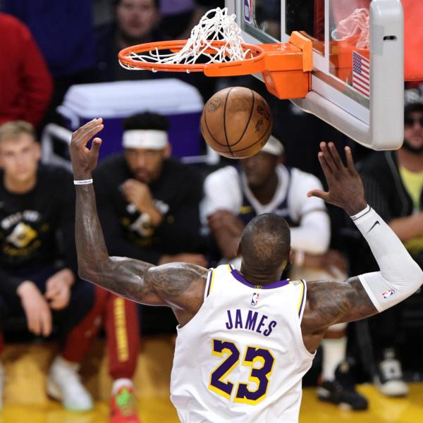 NBA 2024-2025, com’è andata la partita di Bronny e LeBron James in Bucks-Lakers?