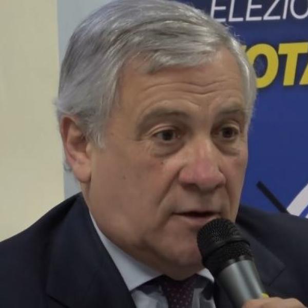 Tajani allarga Forza Italia e presenta il Manifesto di adesione ai valori del Ppe, con lui anche Scajola, Lagalla e Giovanardi | VIDEO