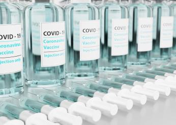 Vaccini covid, calo tra gli over 50