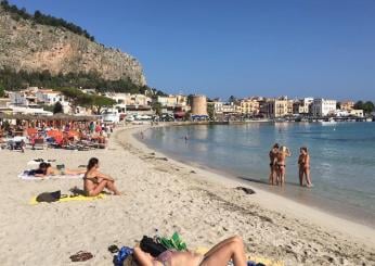 Palermo, 44enne evade i domiciliari, va al mare e posta video su TikTok. Arrestato