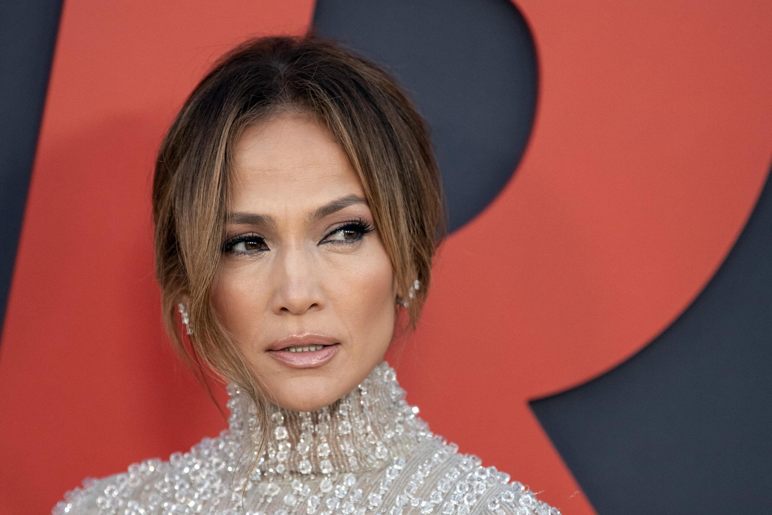 Jennifer Lopez, ecco quando esce il nuovo album “This is Me… Now” e la tracklist del disco