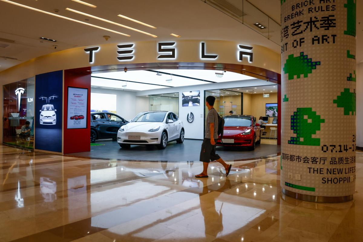 Tesla in tribunale: accuse di razzismo e molestie contro i dipenden…