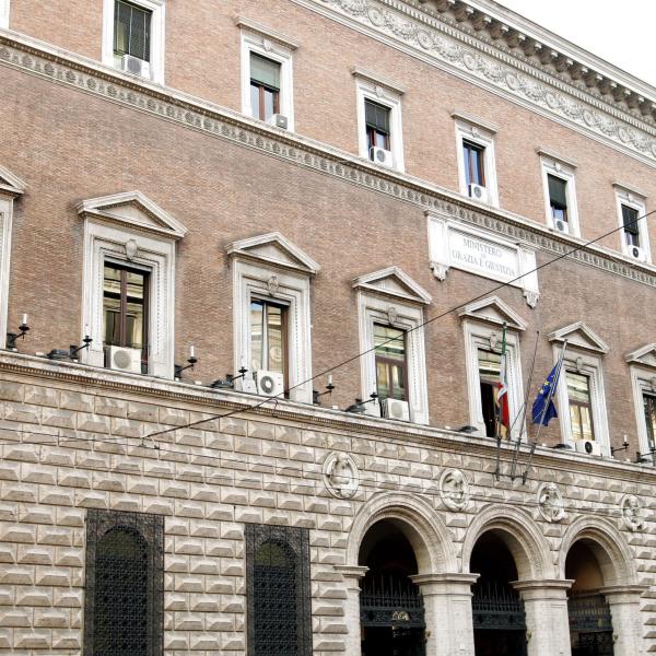 Concorso Ministero della Giustizia per 400 posti: requisiti e come fare domanda