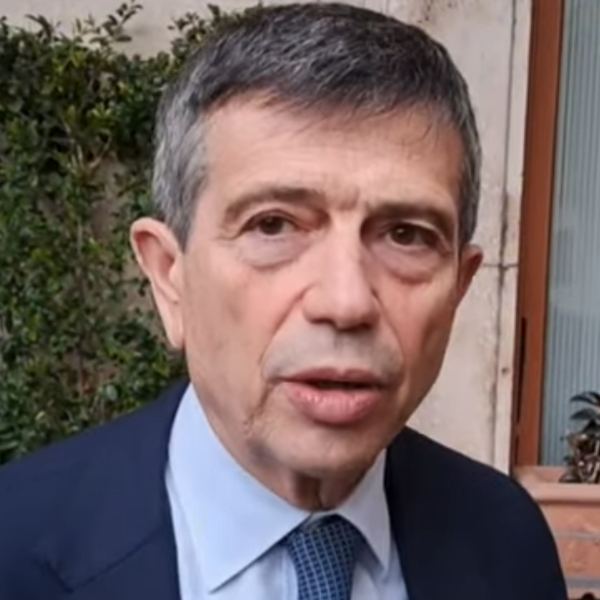 Elezioni Europee 2024, Lupi pensa a Federazione con Forza Italia ma sul PPE fa il vago e dice: “Ci riconosciamo in loro”. La verità è che Noi Moderati non è iscritto, né fa parte del Partito Popolare Europeo