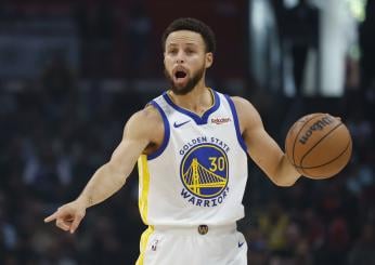 NBA, Curry non segna nessuna tripla e interrompe un record straordinario: il dato