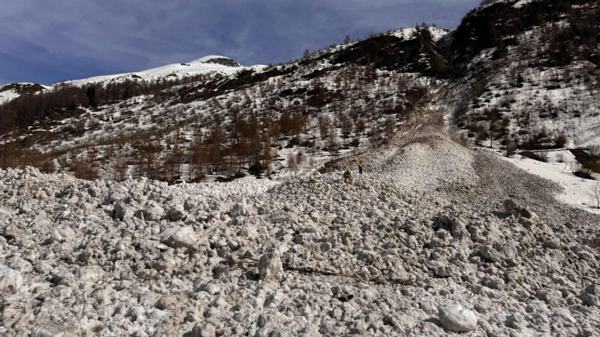 Chi era Matteo Fornaciari, il ragazzo di 26 anni morto sotto una valanga di neve davanti agli occhi degli amici in Valtellina