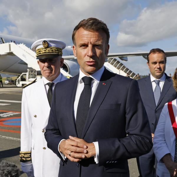 Nuova Caledonia, Macron sulla riforma elettorale: “La sottoporremo a referendum, spero che le forze locali trovi un accordo per ‘arricchire’ la legge”