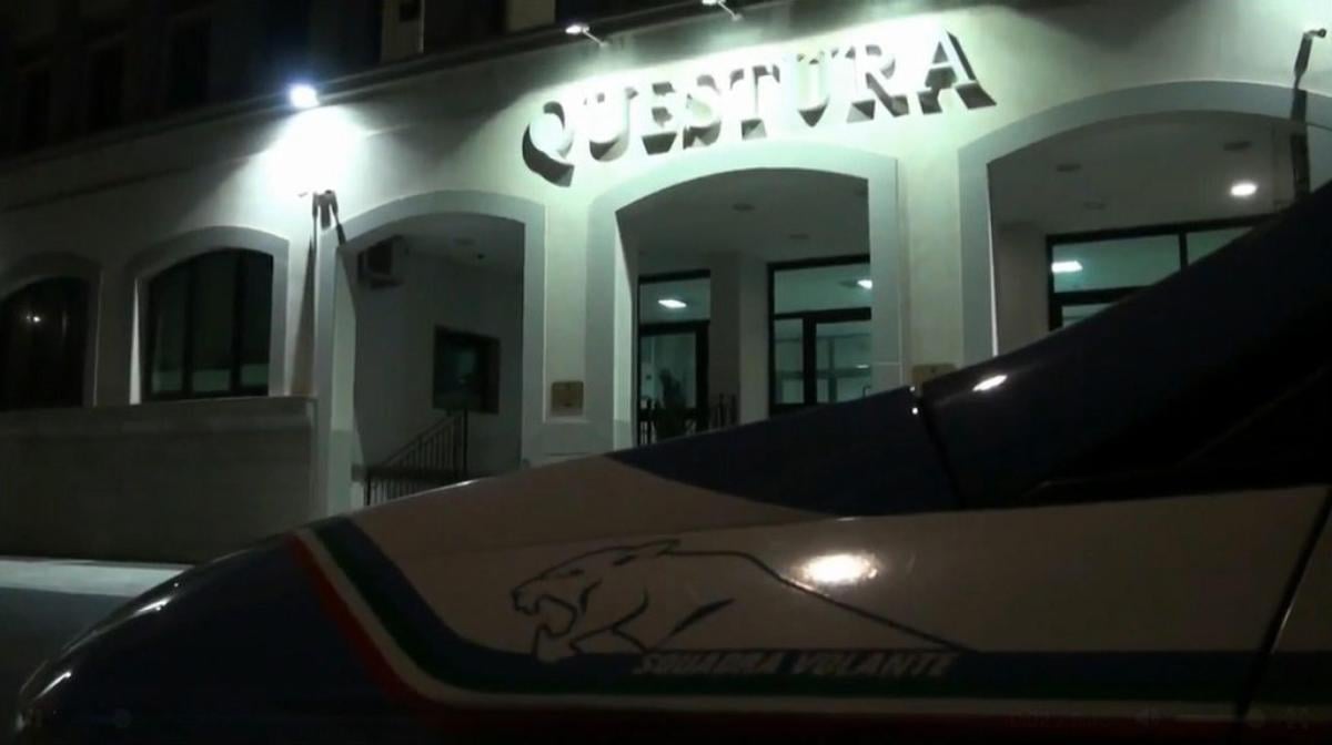 Reggio Calabria, svolta nel caso dell’uomo lasciato morire davanti all’ospedale Morelli: fermato un sospettato