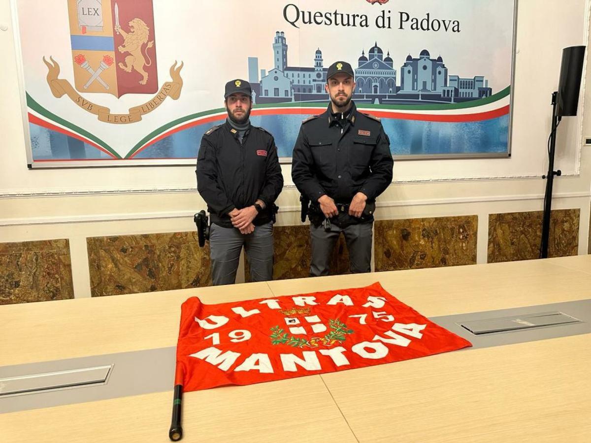 Padova-Mantova, tre tifosi ospiti entrano allo stadio con il coltello: arriva il Daspo