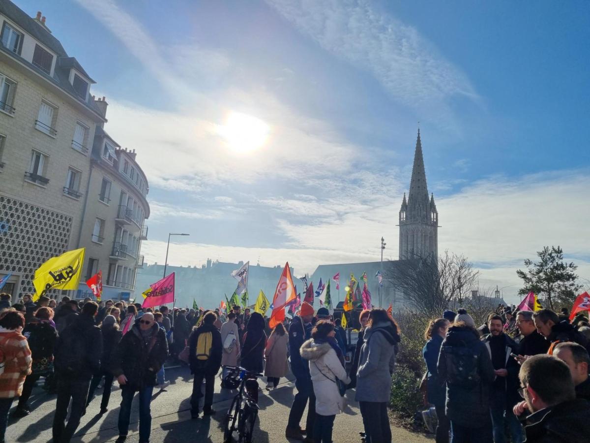 Francia, imponenti manifestazioni contro il razzismo e la violenza …