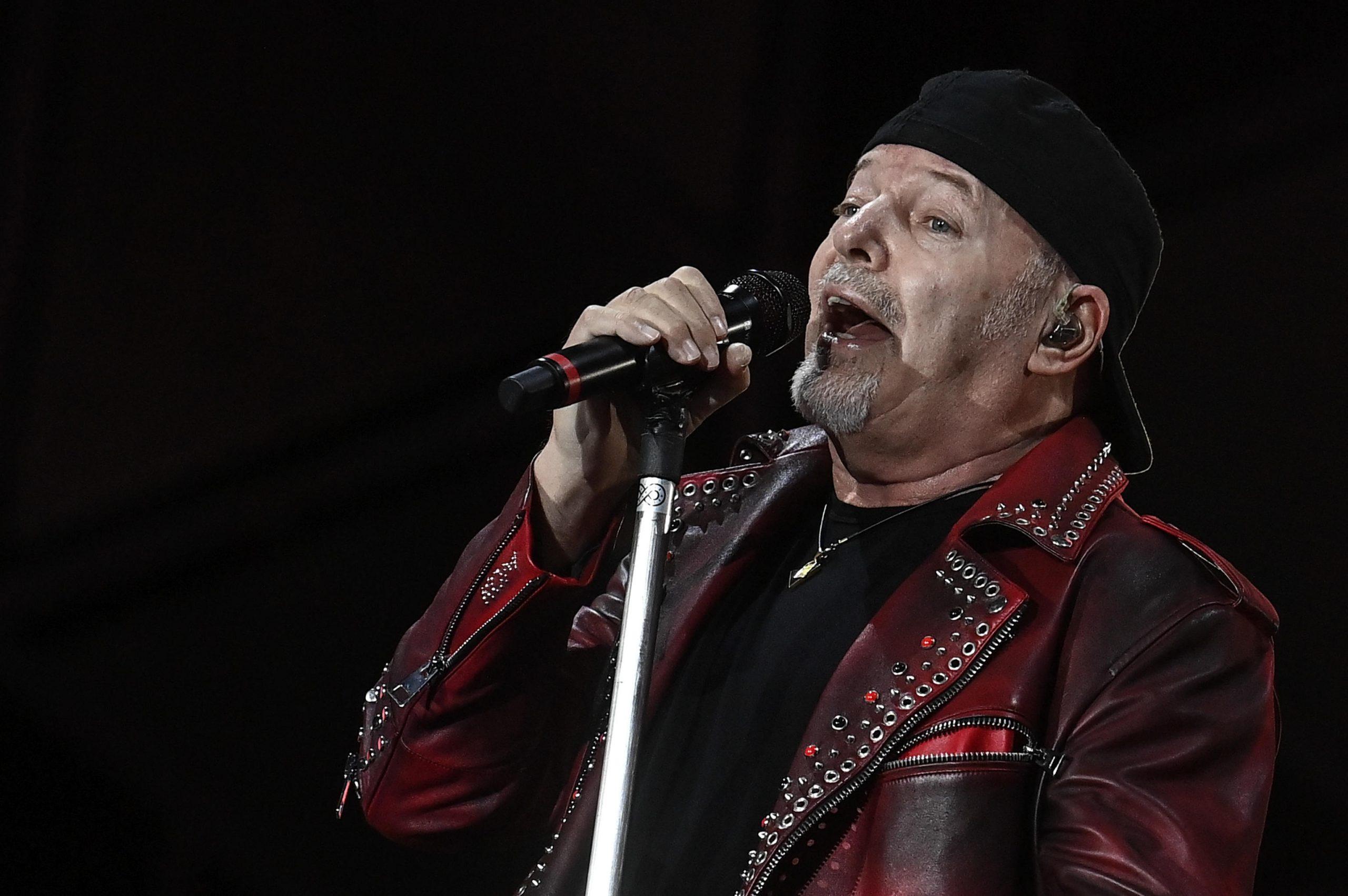 Vasco Rossi in concerto stasera a Messina: viabilità, navette e scalette delle canzoni