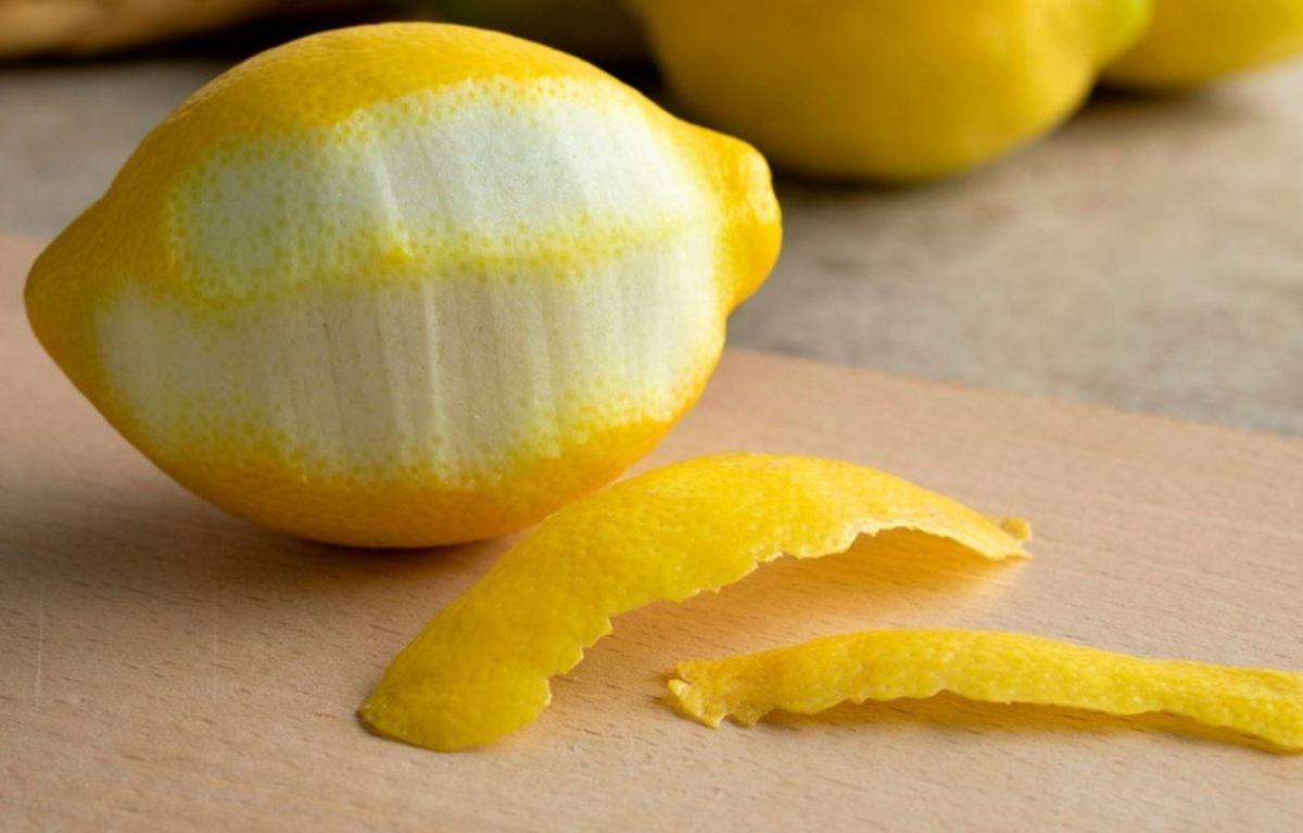 Quali sono i benefici della buccia di limone, a cosa serve e come assumerla