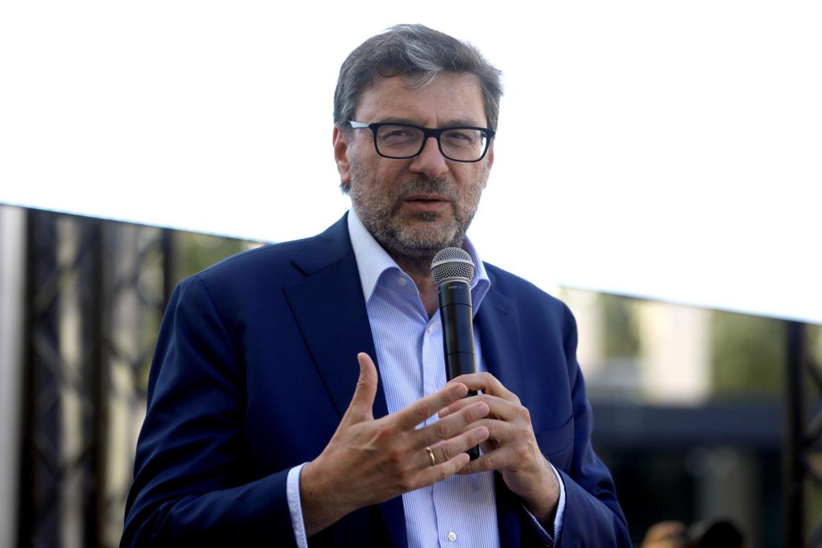 Manovra 2023, Giorgetti: “Le prime sfide sono energia e inflazione”