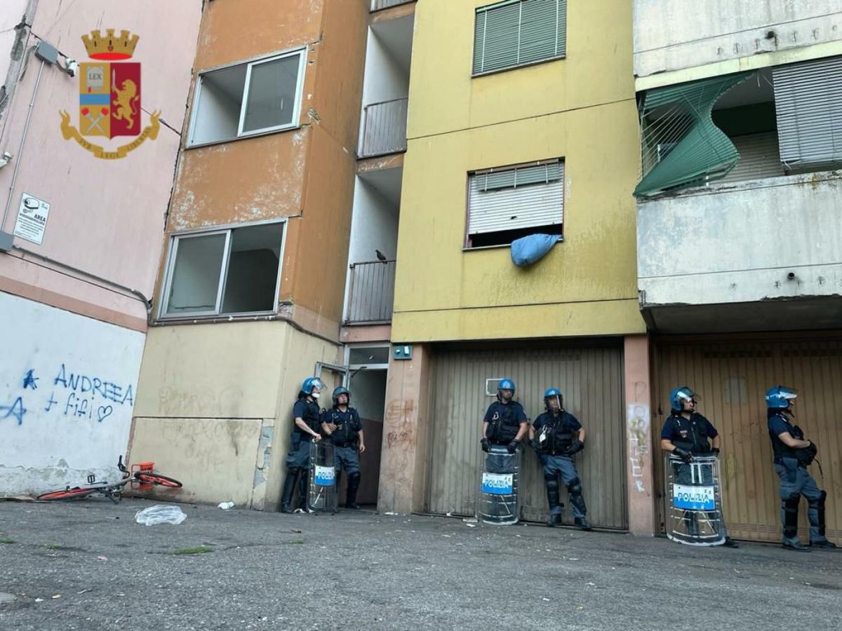 Sgomberi a Bologna, attivisti in rivolta: “La magistratura sabota l’attivismo sociale. Provvedimento folle”