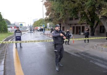 Turchia, bambina di 5 anni molestata a Kayseri da un rifugiato siriano: la comunità locale vuole linciare il responsabile, scontri con la polizia  | VIDEO