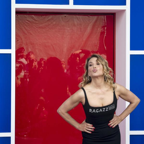 Barbara D’Urso co-conduttrice di Sanremo 2024? Spuntano nuovi dettagli