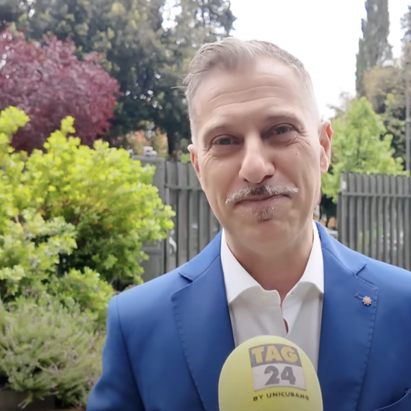 Gabriele Corsi incrocia le dita per l’Eurovision 2024: “Angelina Mango ha ottime possibilità di vincere” | VIDEO