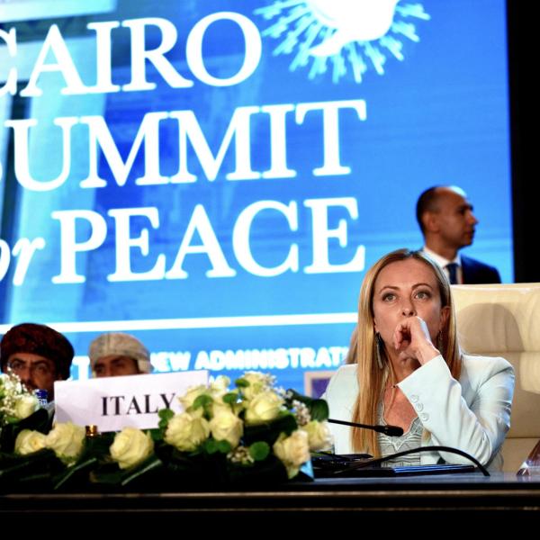 Vertice per la Pace al Cairo, Meloni: “Hamas è la minaccia, ma evitiamo la guerra di religione”