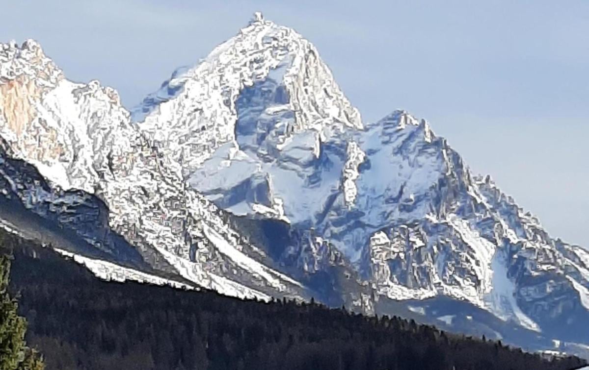 Tragedia in montagna, chi è l’alpinista morto in Alto Adige? Precipitato per 100 metri