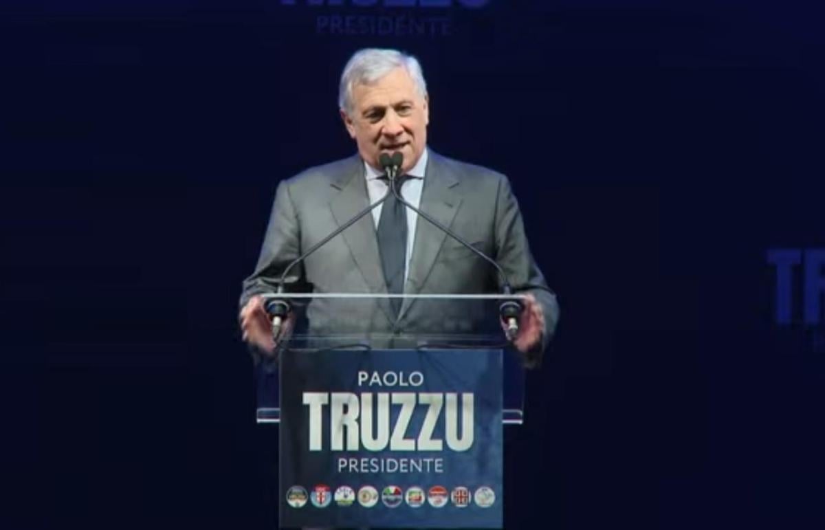 Elezioni Regionali in Sardegna 2024, Tajani: “Il centrodestra è unito, mi dispiace per la sinistra. Lavoriamo per vincere” | VIDEO