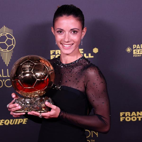 Pallone d’Oro femminile 2023: ecco chi è Aitana Bonmatì la Iniesta del calcio femminile.