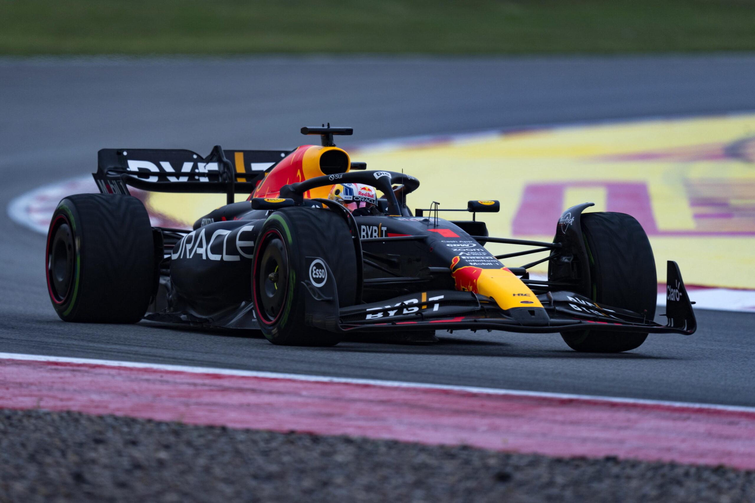 Formula 1, Verstappen conquista la pole nelle qualifiche del GP di Spagna