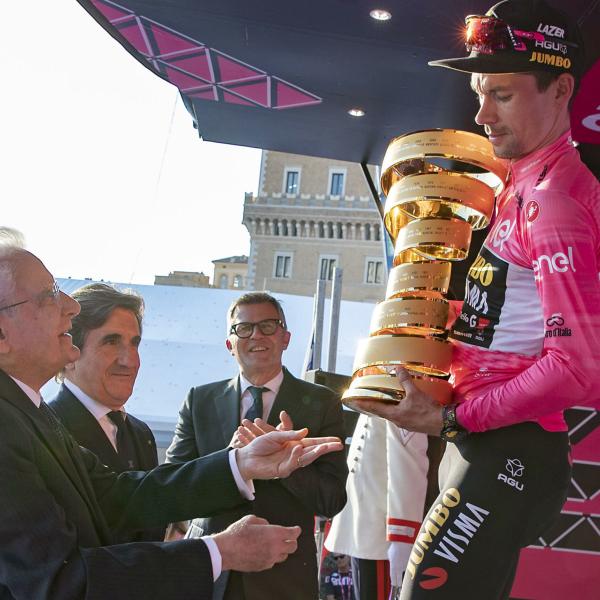 Giro d’Italia 2024, cambia la prima tappa: inserita una nuova salita nella Venaria Reale-Torino