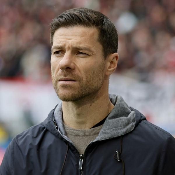 Bayer Leverkusen, Xabi Alonso annuncia il proprio futuro: “Rimango qui, è il club giusto per crescere”