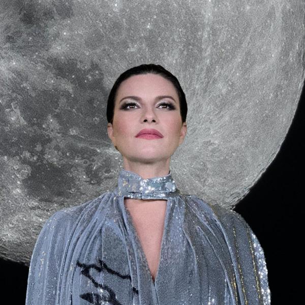 Laura Pausini, Il primo passo sulla luna: testo e significato della nuova canzone in uscita