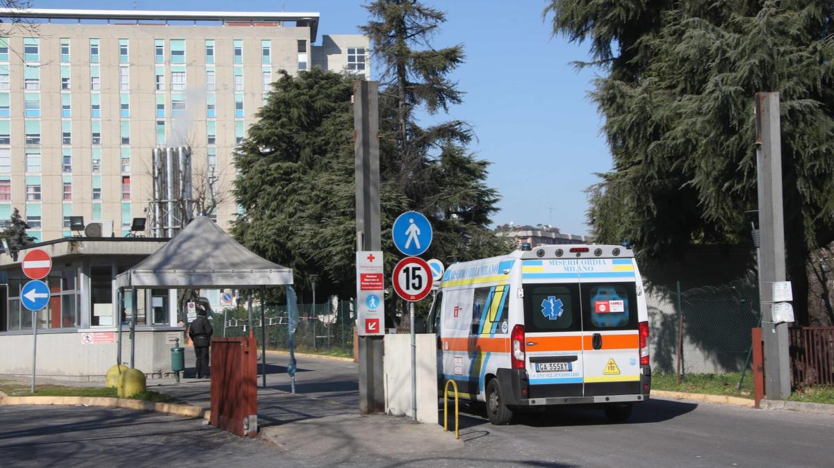 Milano, 32enne accoltellato dal vicino dopo una lite condominiale