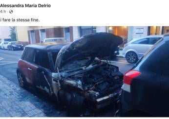 Sassari, ignoti bruciano l’auto dell’avvocato del Zuncheddu. La sua rabbia sui social: “Potresti fare la stessa fine”