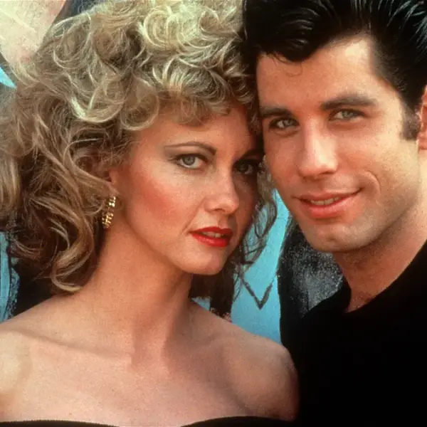 Dove vedere Grease in streaming e stasera in tv, le curiosità sul film