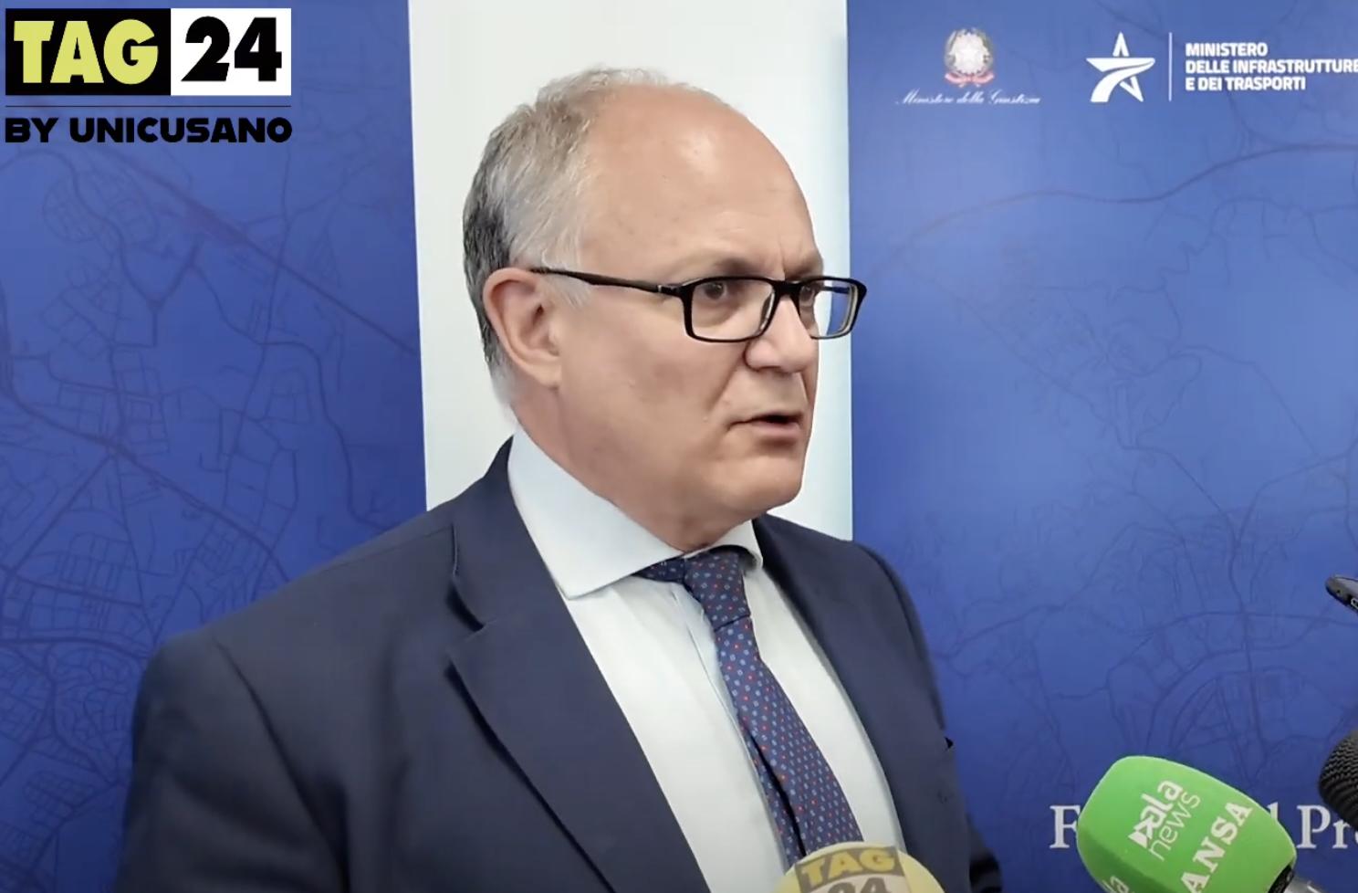 Gualtieri attacca il governo per i tagli a Roma: “Tolti 28 milioni, servono ristori” | VIDEO