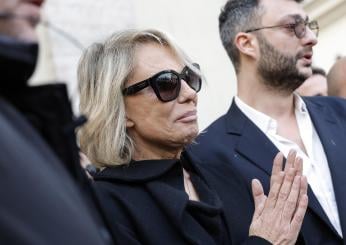 Maria De Filippi: il messaggio per Maurizio Costanzo a C’è posta per te