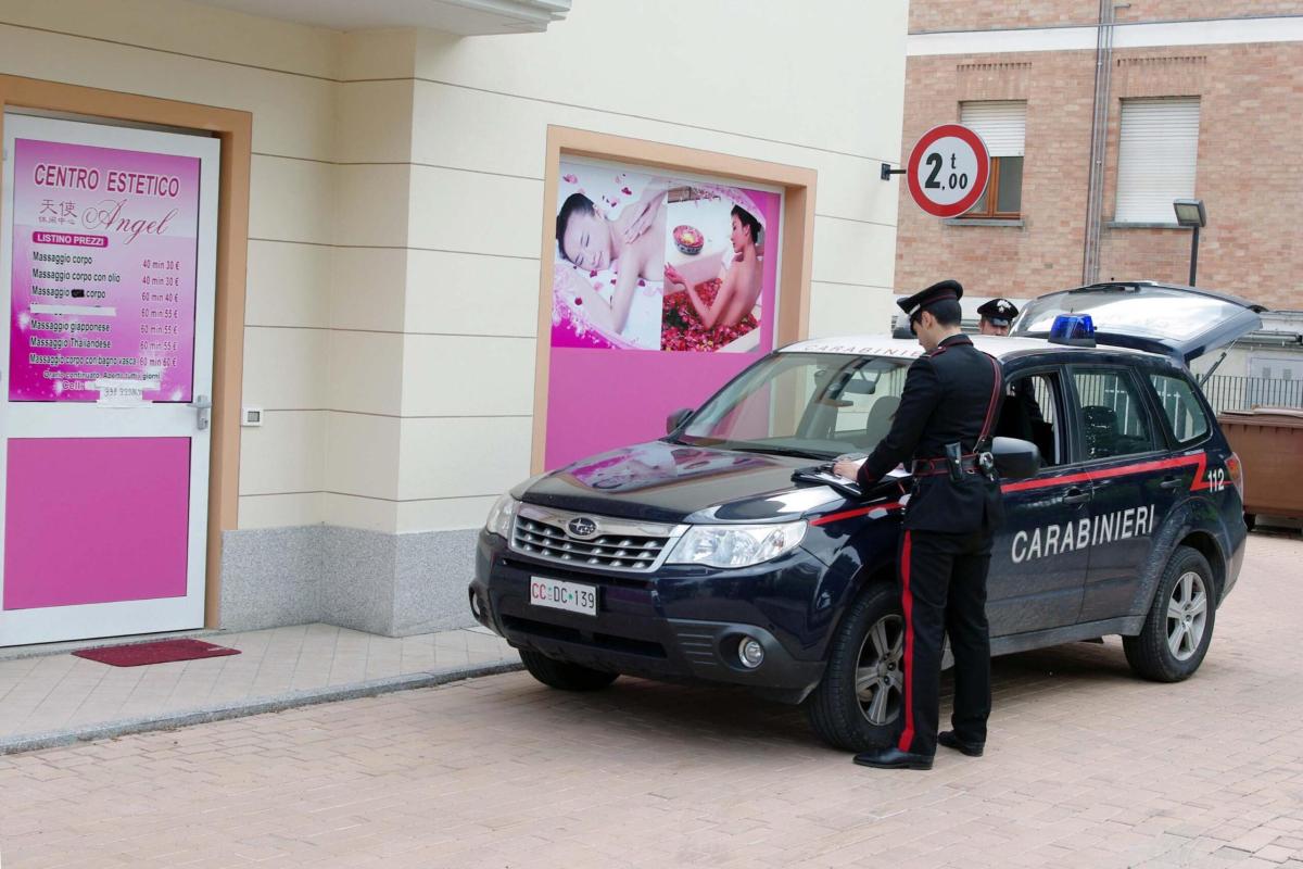 Milano, massaggiatrice vittima di un tentato stupro nel centro mass…